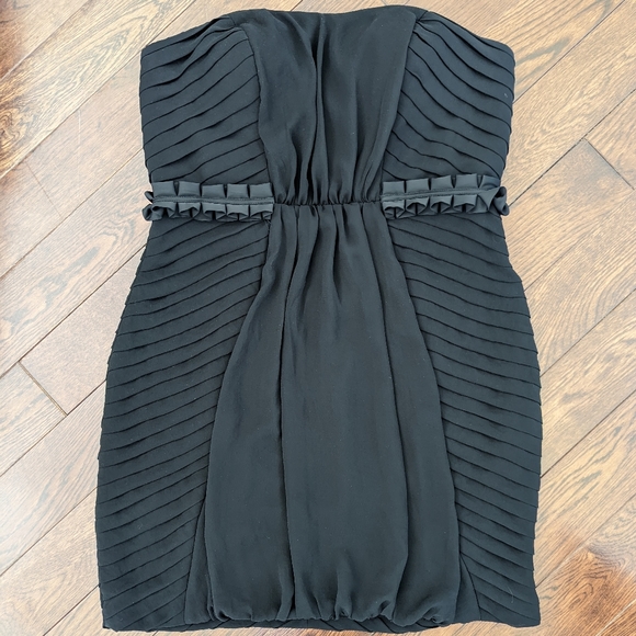 BCBGeneration Strapless Black Bubble mini Dress sz 8 - Picture 2 of 8